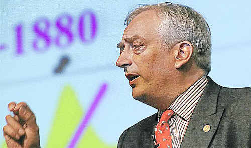Lord Monckton. Lord Monckton.